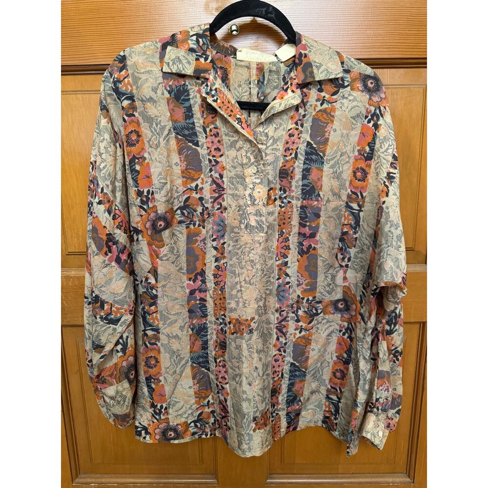 Vintage LANVIN Paris NY 70s/80s Split Neck Boho Floral Stripe Blouse Size 10